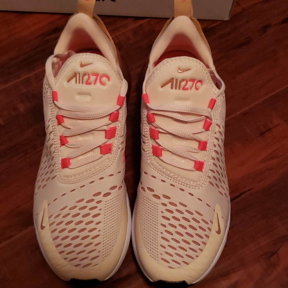 Nike Air Max 270 shoes
